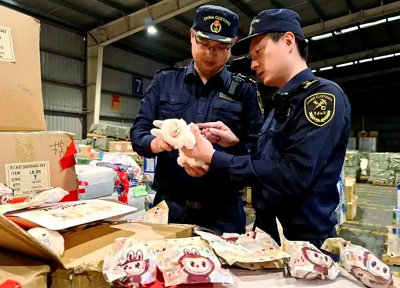 过去的仿冒品往往粗制滥造